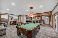 Scenic mountain home overlooking the Susquehanna river with pool and hot tub