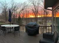 Gracious living. Swing bed with golf course view. Back 40 bike trail access.