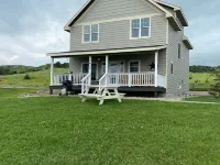 Entire home steps from the Missouri River! Hotels in Lyman County