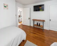 Artisan Gem - 2 BR / 1 Bath