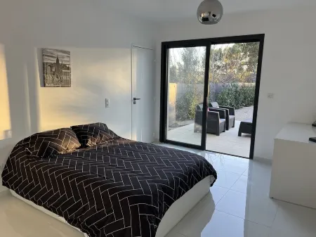 Villa Dexception à Montferrier