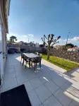 Charming Apartment with Wifi 5 Minutes Walk from the Beach and Town Center