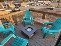 the Sunset House - modern comfort with spectacular views 萊德維爾住宿飯店