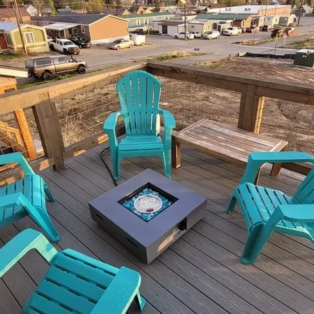 the Sunset House - modern comfort with spectacular views Отели в г. Ледвилл