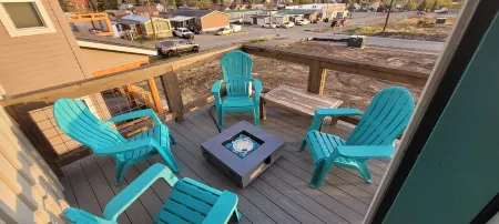 the Sunset House - modern comfort with spectacular views