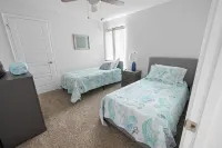 HOT NEW LISTING!!!! Castaway Pool Home, close to river dining and beaches.