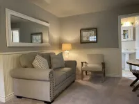 Cozy, Romantic, Secluded, Cottage in the Heart of Cheyenne Cañon