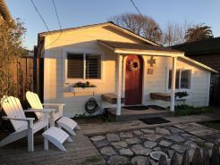 Cozy, Comfortable Beach Home, Steps from the Beach!