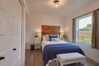 Stiling Vineyards~ A 3 bed/3 bath Luxury Farmhouse