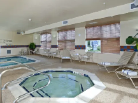 Hampton Inn & Suites Rockland Hotels in Knox County