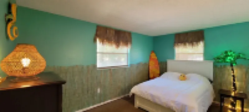 Simply Adorable, Spacious and Cozy Beach Home