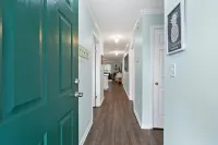 Salt & Light - 1st Floor 3BR unit in True Blue