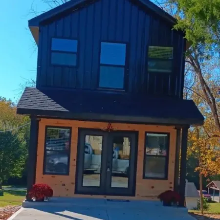 Charming 2-bedroom lodge with WiFi, AC in beautiful Somerset