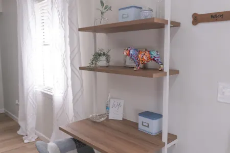 NEW! Casita Moderna | Close to I-40 and SWOSU | Pets Welcome! Отели в г. Кастер