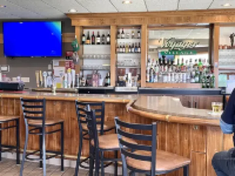 Family Log Cabin - Lake, Golf, Pool, Hike, Ski-Atv & Game Room - Northwoods WI Hotels in Burnett County