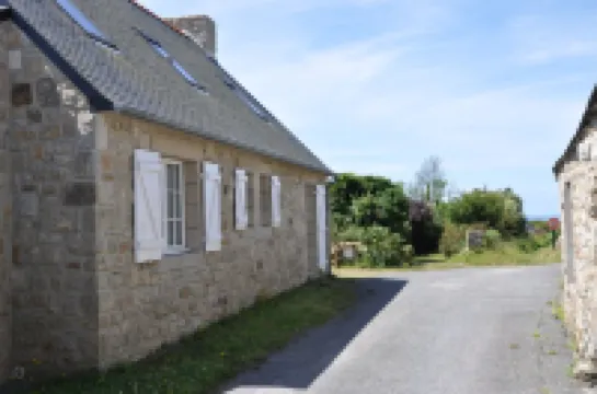 New 5-bedroom-family- house, britanny stones, Cap de la Chèvre, near sea cliffs