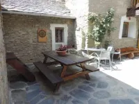 Self catering El Racó de Cal Maró for 8 people Hotels in Alt Urgell