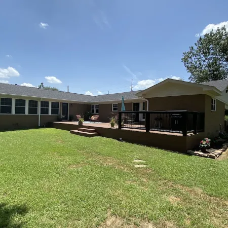 3 Bedroom Home Pool 2 Miles from Crater of Diamonds