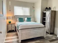 Pacific Dreams Beach House- Beach front! Gorgeous views! Meticulously sanitized! Hotels in Grayland