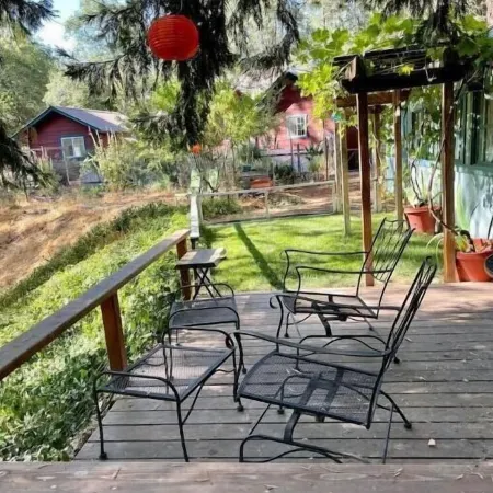 Sequoias Creekside2/Cozy Garden Cabin