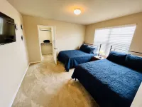 San Antonio home near BMT, Riverwalk, Alamo, and Sea World Hotels near Southwest Legacy Stadium
