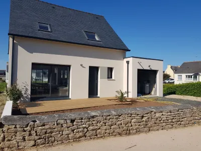 Sea view house near beach