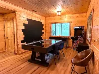 Epic Cabin 5 Miles from Hocking Hills Park.  Hot Tub, Sauna, Arcade and more!
