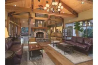 7th Mtn Resort "Hotel Suite" 2 -Queen Bds