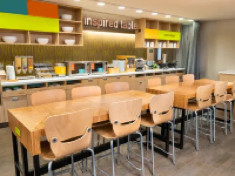 Home2 Suites by Hilton Roseville Sacramento Hotels in Roseville