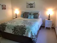 The Farmhouse- country charm, room for family visiting, relaxing, or gathering