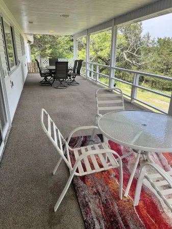 Perfect for family getaway or a fishermen retreat!