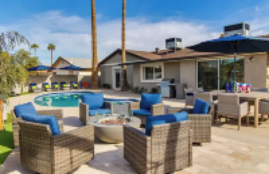 Pool, Spa, Fire Pit, Grown up Swings-Your Own 5Br/3BA Resort-Low Pool Heat Fee