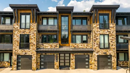 Ski & Glacier Nat Park Haven w/Spa, Sauna & Views!