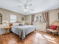 Still Standing! Cozy Cottage, Great Location!