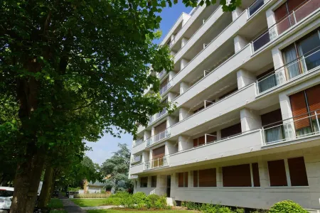 Beautiful contemporary apartment Отели рядом с достопримечательностью «Caravaning Stoneham - Touquet & Co»