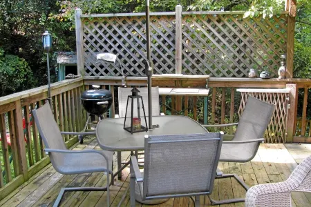 Moose Crossing Cabin...Private, Not Isolated Отели в г. Эндрюс