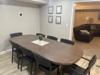 Luxury Basement Apartment with Private Entrance. Play with Farm Animals! Hotels in Springville