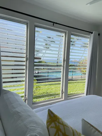 Oceanfront ground level recent remodel at Kona Isle Отели рядом с достопримечательностью «Moonshot Play Space, LLC»