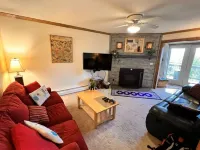Summit Condo ... Near the Village. Summers Are Almost Heaven!! Hotele w: Edray