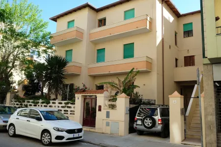 just 80 meters from the sea, best area of Alghero, 3 bedrooms, private parking
