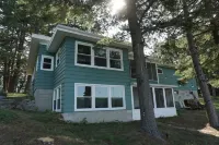 Peaceful Lakehouse Vacation just 30 minutes from The Dells! Hotels in New Chester