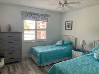 Beautiful Shorewalk Villa in Paradise.2 Bedroom-2 Bathrooms