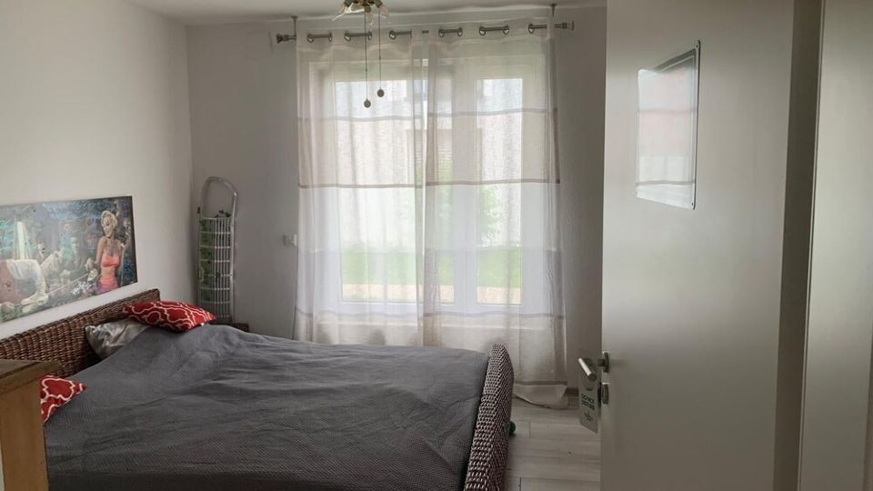 Sehr Schöne 2-zimmerwohnung mit Terrasse - Zentrumsnah