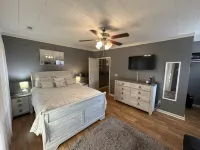 Recently Renovated Home w/private boathouse on main channel of Lake Guntersville