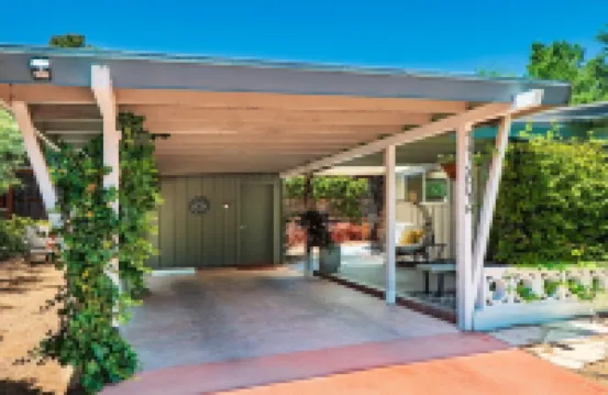 DreamCatcher-S Uptown! Walk to Shop/Dine/Hike