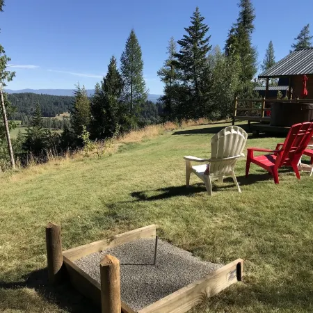 Mountain Cabin! Private Hot Tub! Amazing Views!