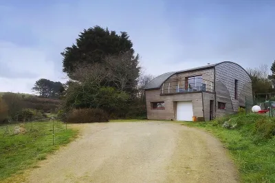 Seasonal rental by the sea in Plouarzel Manoir de Bel-Air 주변 호텔