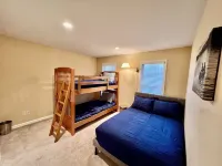 Seasonal or Nightly- Convenient to everything in Ellicottville- Luxury Fox Ridge