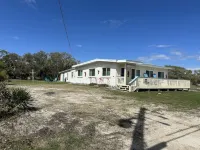 Gorgeous Views! Beautiful Beach Home on the Gulf! 20% Off a Week Through Sept!!! Hotels near Mission By The Sea