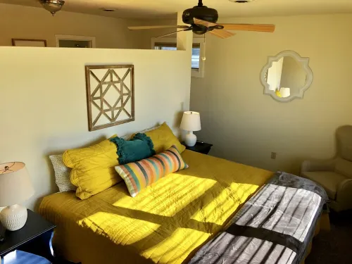 3 bedroom in Nags Head. Great views. Boat ramp & dock. Hot Tub!